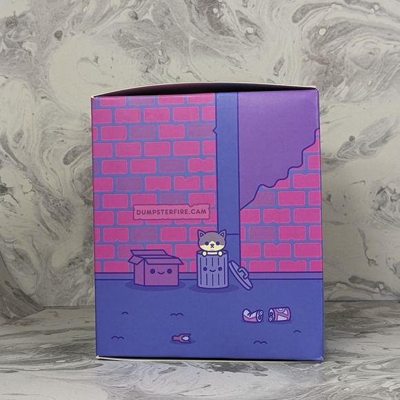 100% Soft Dumpster Fire Original colorway, MIB - Picture 3 of 6